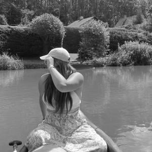 Meet your Posher, Klára